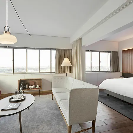 Radisson Collection Royal Hotel,