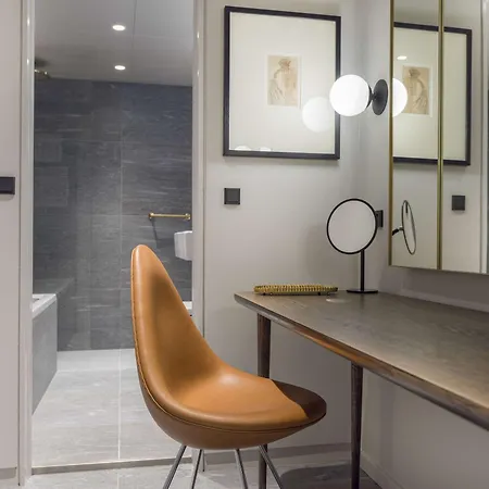 Radisson Collection Royal Hotel, 5*