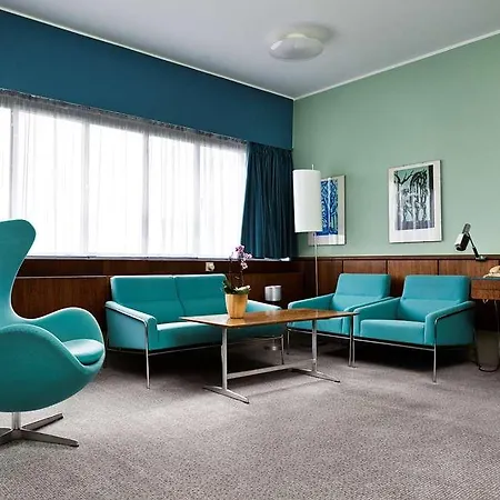 Radisson Collection Royal Hotel,