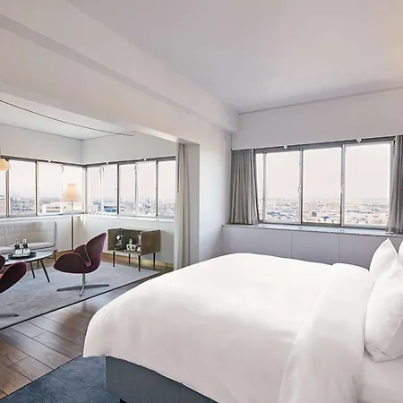 Radisson Collection Royal Hotel, Hotel 5*