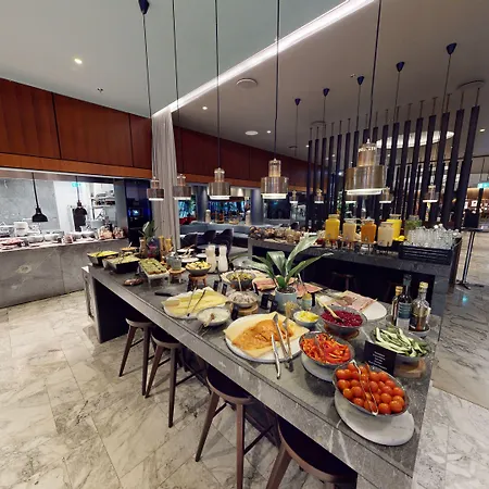 Radisson Collection Royal Hotel,