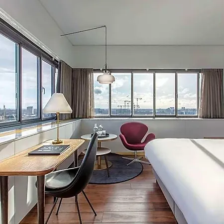 Radisson Collection Royal Hotel, Hotel 5*
