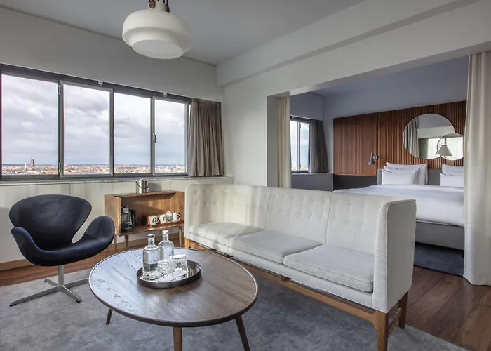 Radisson Collection Royal Hotel,