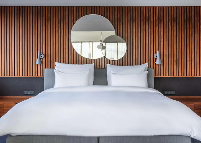 Radisson Collection Royal Hotel, Hotel